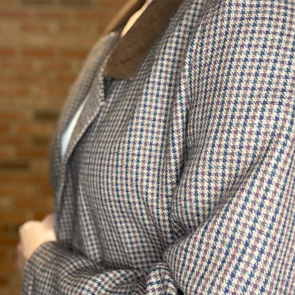 Joan and Marsha Navy and Brown Blazer Size 10 - Picture 3 of 8